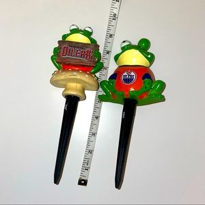 2 Oilers Frog Plant Stakes